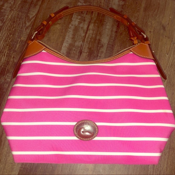 💥💥 Like New **DOONEY  & BOURKE 👜 - Picture 1 of 5